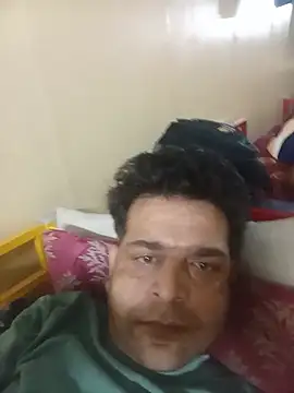 Snapshot of inrahd80 chatting on 07-17-26, 03:42 inrahd80 online show from 07-17-26, 03:42