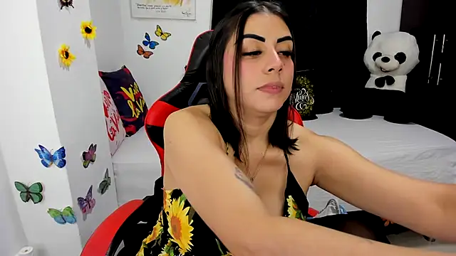 lucy007  online show from 11-19-25, 02:00