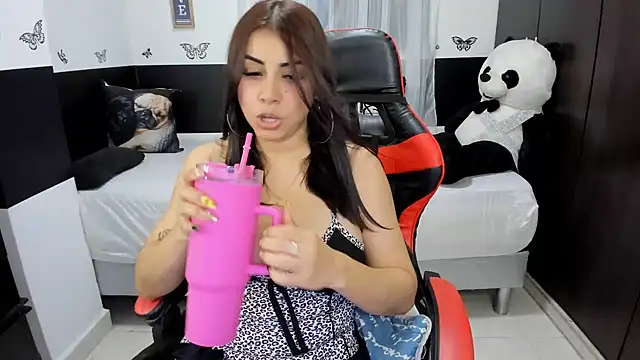 lucy007  online show from 06-30-26, 11:16