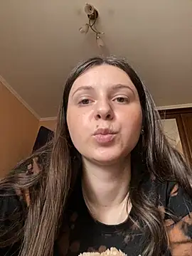 kirrraaaa online show from 07-14-26, 12:44
