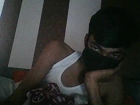 Snapshot of adarsh_music chatting on 07-24-26, 04:19 adarsh music online show from 07-24-26, 04:19