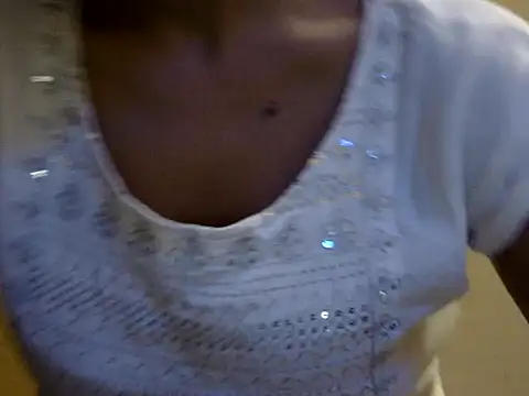 Snapshot of Pooja-G chatting on 07-18-26, 07:28 Pooja-G online show from 07-18-26, 07:28