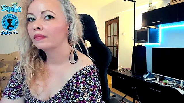 WhitneyLynn online show from 09-12-25, 12:33