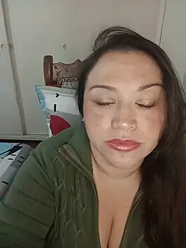 Snapshot of tatisOcculta chatting on 07-20-26, 03:25 tatisOcculta online show from 07-20-26, 03:25
