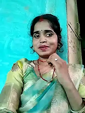 Snapshot of Simran_Love143 chatting on 07-19-26, 05:49 Simran Love143 online show from 07-19-26, 05:49