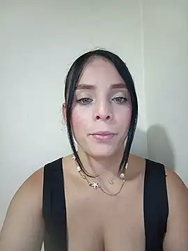 Snapshot of Martinarizzy chatting on 07-24-26, 03:57 Martinarizzy online show from 07-24-26, 03:57