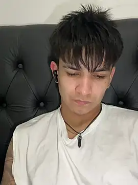 Snapshot of tailung228 chatting on 07-16-26, 03:58 tailung228 online show from 07-16-26, 03:58