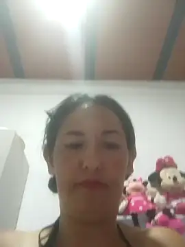 Sammyreina07 online show from 07-16-26, 06:32
