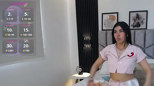 Bella Cute 01 online show from 07-17-26, 09:34
