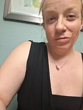 XxMs StarzxX online show from 02-14-25, 06:34