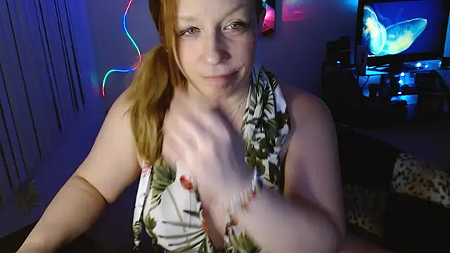 Snapshot of XxMs_StarzxX chatting on 02-06-26, 02:07 XxMs StarzxX online show from 02-06-26, 02:07