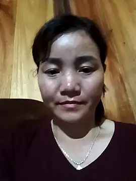 Quee Quee online show from 07-16-26, 10:56