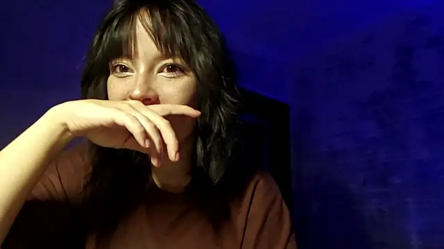 YunLettinga online show from 08-04-26, 06:12
