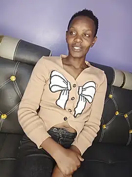 Snapshot of Petite_Lola8 chatting on 07-18-26, 08:23 Petite Lola8 online show from 07-18-26, 08:23