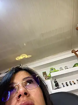 rosseeTobe online show from 07-18-26, 02:20