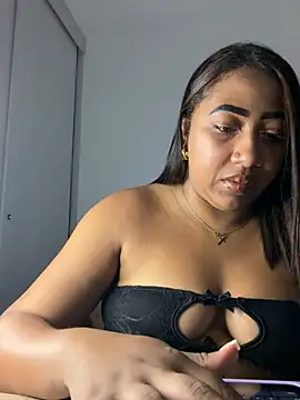 Candymorena sexyyy online show from 07-17-26, 04:53