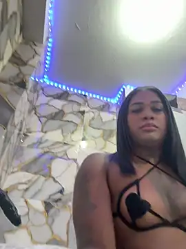 Snapshot of nicol_black1 chatting on 07-17-26, 08:00 nicol black1 online show from 07-17-26, 08:00