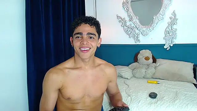victori  online show from 07-25-26, 05:48