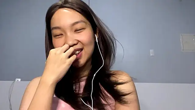 Snapshot of KassandraBrentz chatting on 07-19-26, 10:34 KassandraBrentz online show from 07-19-26, 10:34