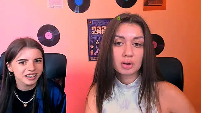 Snapshot of selena_crystal chatting on 07-19-26, 09:50 selena crystal online show from 07-19-26, 09:50