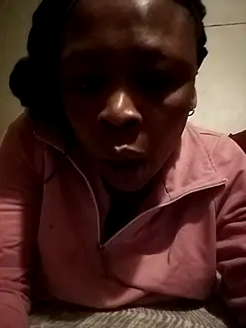 Snapshot of princessPortia chatting on 07-18-26, 06:11 princessPortia online show from 07-18-26, 06:11