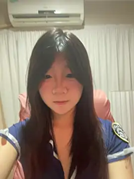 Snapshot of yaoyao-88 chatting on 07-18-26, 01:52 yaoyao-88 online show from 07-18-26, 01:52