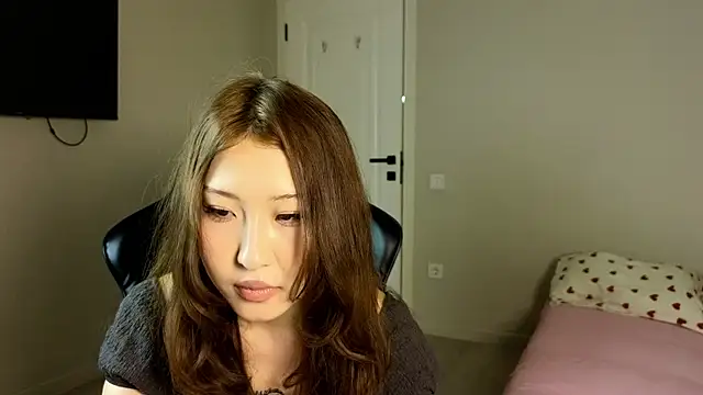 Snapshot of twilight_sakura chatting on 07-19-26, 07:43 twilight sakura online show from 07-19-26, 07:43