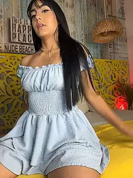 Snapshot of HeyScarletXXX chatting on 07-18-26, 10:07 HeyScarletXXX online show from 07-18-26, 10:07