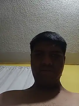 Snapshot of gallo146 chatting on 07-18-26, 11:08 gallo146 online show from 07-18-26, 11:08
