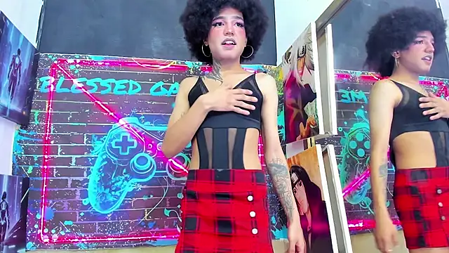Snapshot of Evgangelina_blessed chatting on 07-18-26, 04:04 Evgangelina blessed online show from 07-18-26, 04:04
