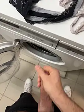 swissboy22 online show from 03-09-26, 05:27