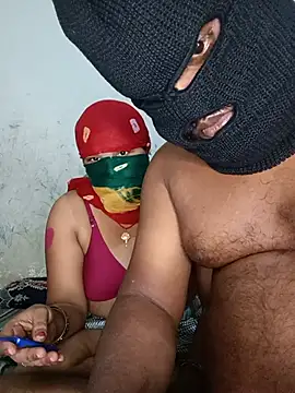 Miss cute couple online show from 08-05-26, 04:34