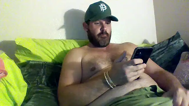 Snapshot of Cubby_Holes chatting on 07-19-26, 09:33 Cubby Holes online show from 07-19-26, 09:33