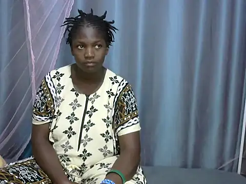 Snapshot of Shee_zuli chatting on 07-21-26, 05:20 Shee zuli online show from 07-21-26, 05:20