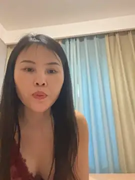 Snapshot of Yuhe-ss chatting on 07-24-26, 08:21 Yuhe-ss online show from 07-24-26, 08:21