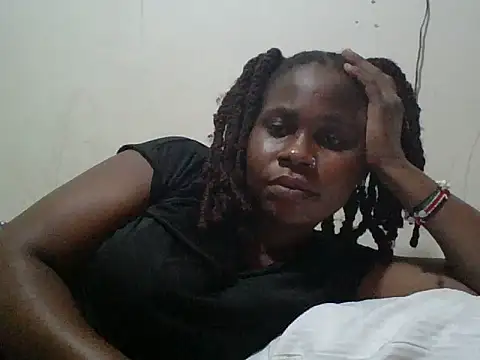yummyychocolate  online show from 07-22-26, 04:20