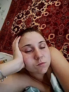 Snapshot of Maria5588 chatting on 07-28-26, 04:39 Maria5588 online show from 07-28-26, 04:39