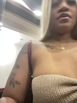 riri brunnete online show from 06-16-26, 04:34