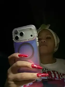 riri brunnete online show from 06-28-26, 04:52