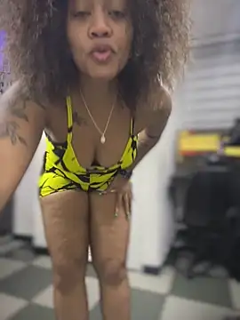 riri brunnete online show from 11-06-25, 04:27