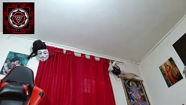 Amanda Valeska online show from 12-18-25, 05:39