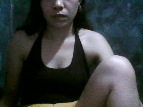 Snapshot of maureen0 chatting on 07-23-26, 02:24 maureen0 online show from 07-23-26, 02:24