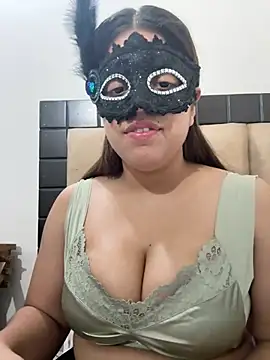 Snapshot of yourannie0 chatting on 07-23-26, 03:52 yourannie0 online show from 07-23-26, 03:52