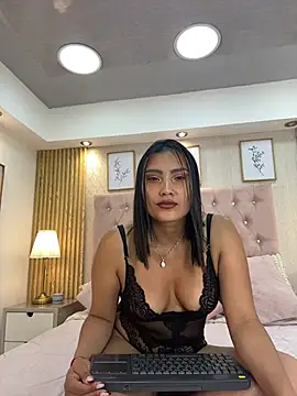 Snapshot of Taylor_Velvet chatting on 07-25-26, 04:42 Taylor Velvet online show from 07-25-26, 04:42