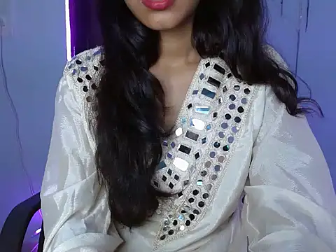 aayra  online show from 07-23-26, 06:44