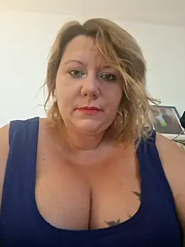 pulpeuselulu online show from 07-24-26, 10:00