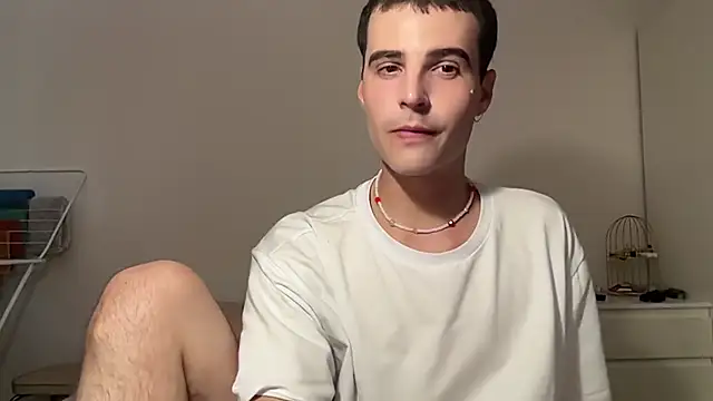 Snapshot of Lucas_bennet chatting on 07-31-26, 06:05 Lucas bennet online show from 07-31-26, 06:05