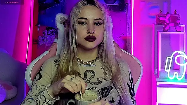 LaslyAngel online show from 07-29-26, 05:17