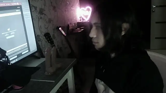 Kira UwU 666 online show from 07-24-26, 08:16