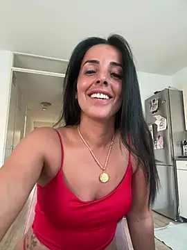 diamantje32 online show from 07-25-26, 06:36